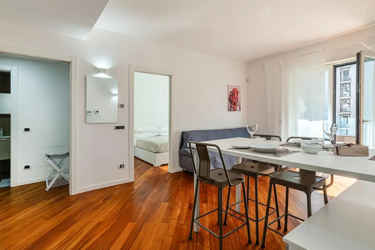 Central/Garibaldi Luxurious Two-Room Apartment. Milan 0*,  Italy